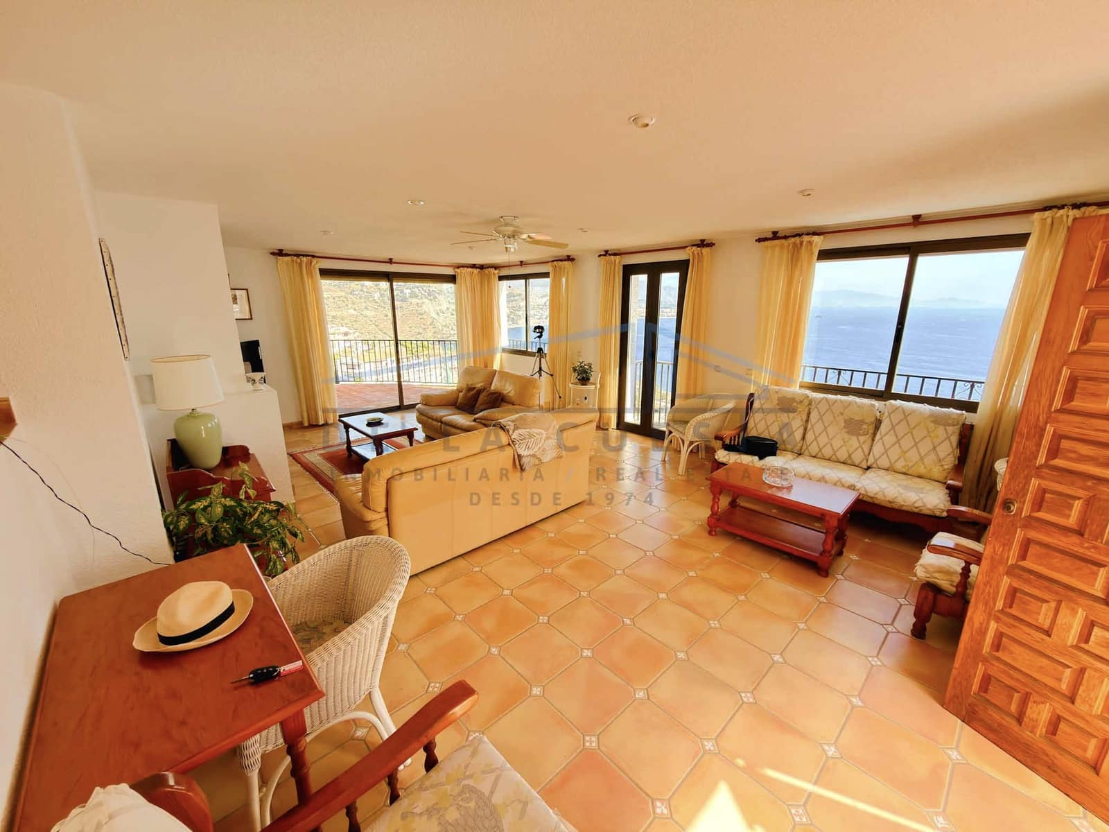 3 bedroom Villa for sale in La Herradura with pool garage - € 780,000 (Ref: 10163670)