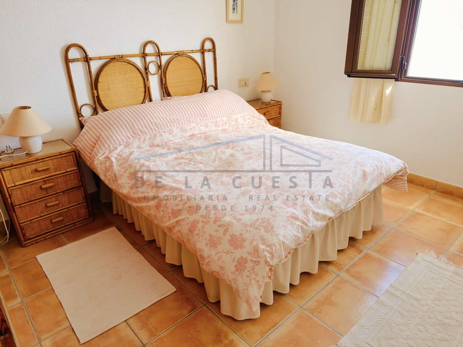 3 bedroom Villa for sale in La Herradura with pool garage - € 780,000 (Ref: 10163670)