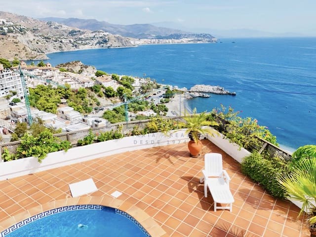 3 soveværelse Villa til salg i La Herradura, Almuñécar med swimmingpool garage - € 780.000 (Ref: 10163670)