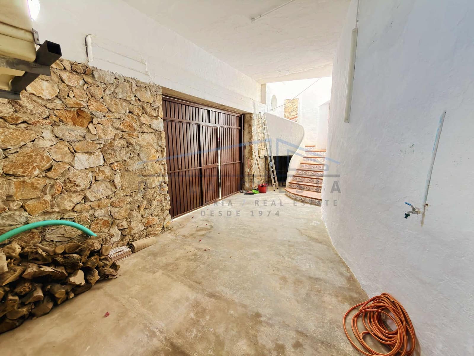 3 bedroom Villa for sale in La Herradura with pool garage - € 780,000 (Ref: 10163670)