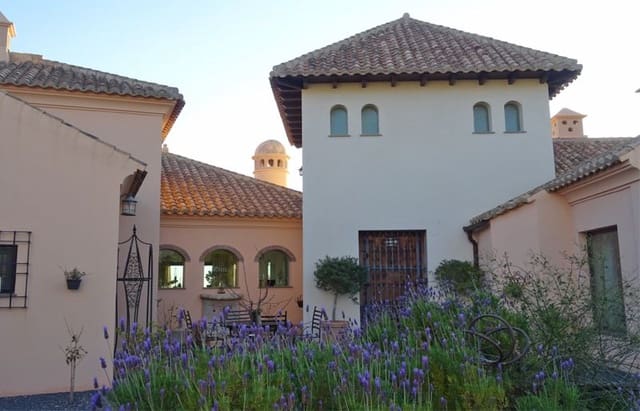 6 quarto Quinta/Casa Rural para venda em Almuñécar com piscina - 1 295 000 € (Ref: 5698021)