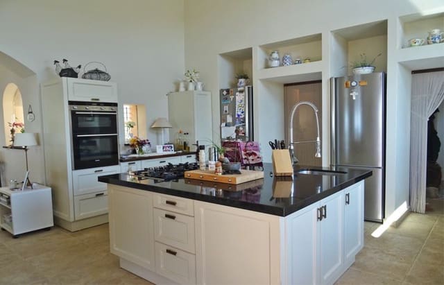 6 quarto Quinta/Casa Rural para venda em Almuñécar com piscina - 1 295 000 € (Ref: 5698021)