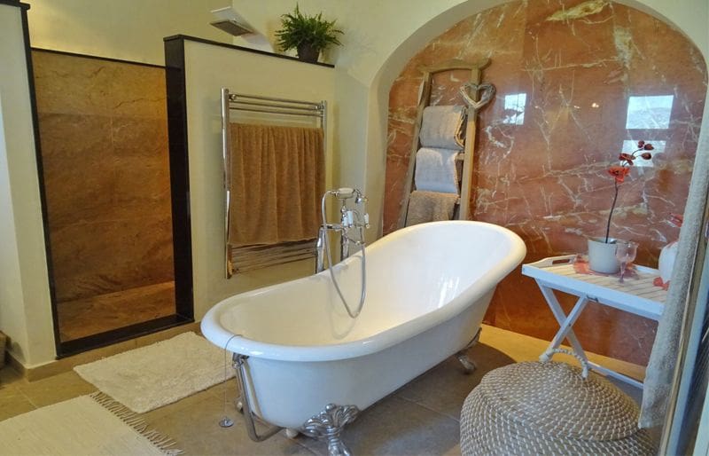 6 soveværelse Finca/Landehus til salg i Almunecar med swimmingpool - € 1.295.000 (Ref: 5698021)