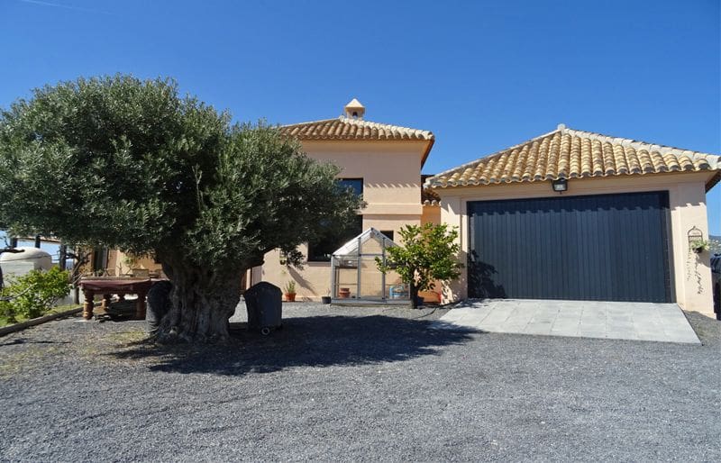 6 soveværelse Finca/Landehus til salg i Almunecar med swimmingpool - € 1.295.000 (Ref: 5698021)