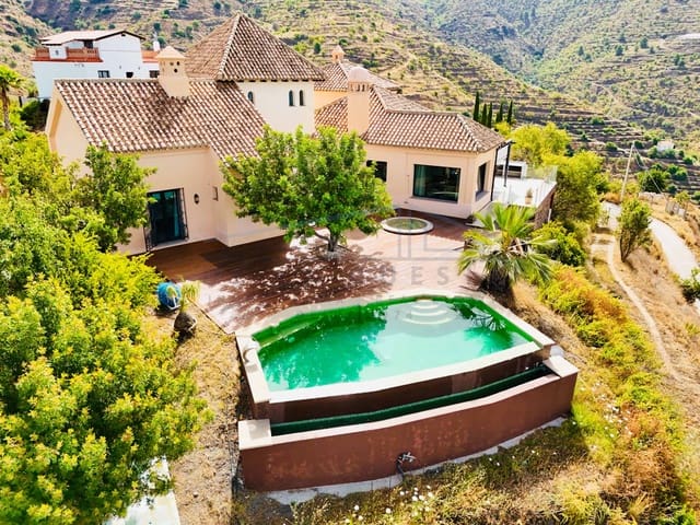 6 chambre Finca/Maison de Campagne à vendre à Almuñécar avec piscine - 1 295 000 € (Ref: 5698021)