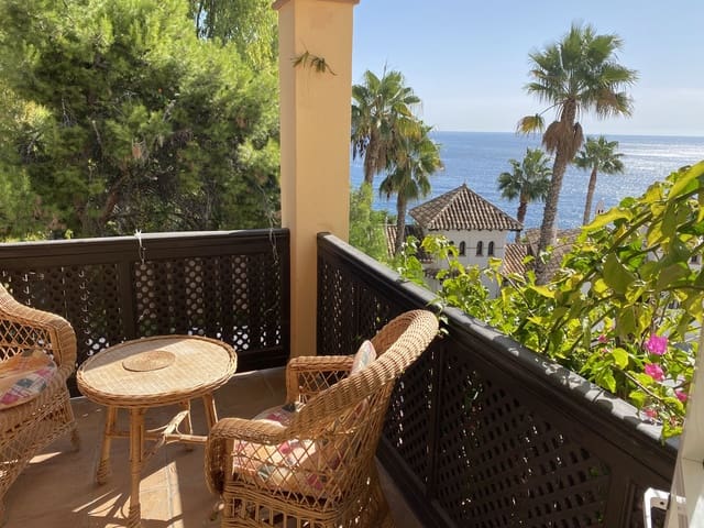 4 bedroom Semi-detached Villa for sale in La Herradura, Almuñécar with pool garage - € 620,000 (Ref: 5698032)