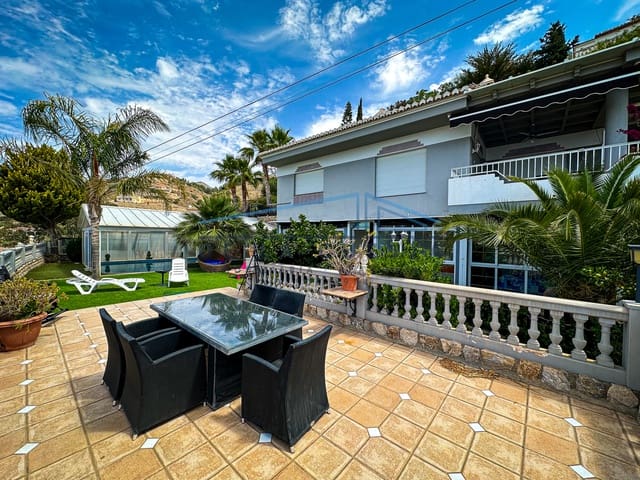 3 sypialnia Willa na sprzedaż w Almuñécar z basenem garażem - 560 000 € (Ref: 7561447)