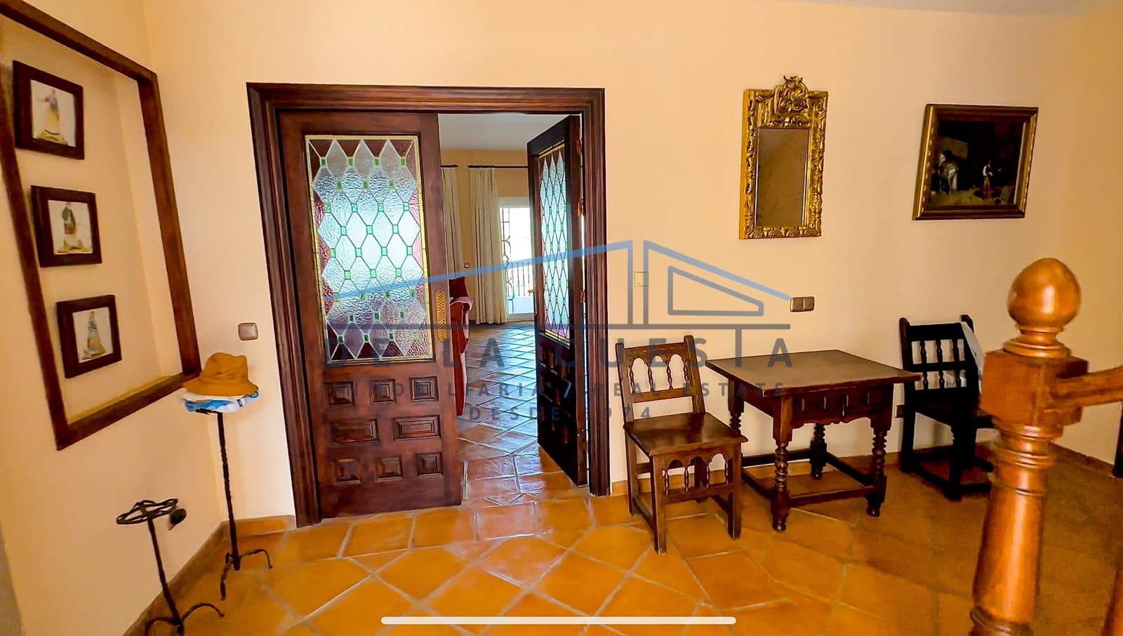 7 bedroom Villa for sale in La Herradura with pool garage - € 1,650,000 (Ref: 7706422)