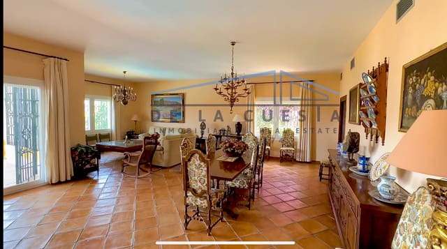 Chalet de 7 habitaciones en La Herradura, Almuñécar en venta con piscina garaje - 1.650.000 € (Ref: 7706422)