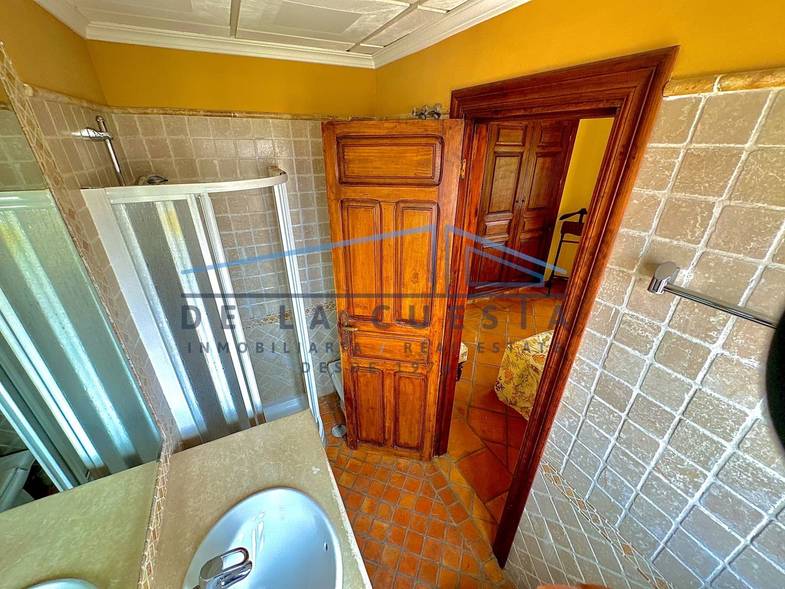 7 bedroom Villa for sale in La Herradura with pool garage - € 1,650,000 (Ref: 7706422)