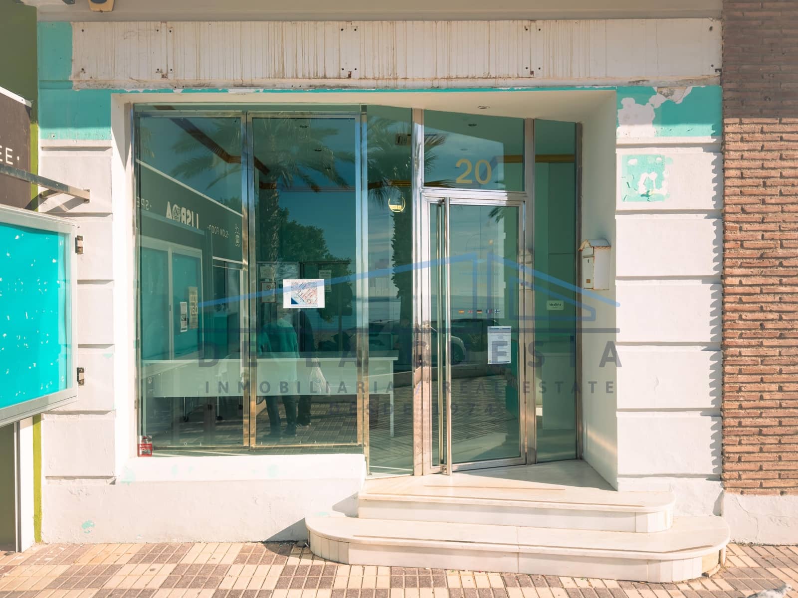 Erhverv til salg i La Herradura - € 399.000 (Ref: 8816453)