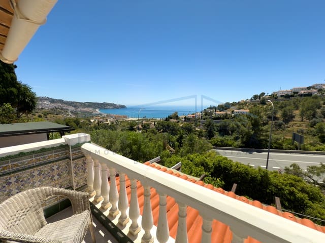 1 chambre Villa/Maison Mitoyenne à vendre à La Herradura, Almuñécar avec garage - 195 000 € (Ref: 9018415)