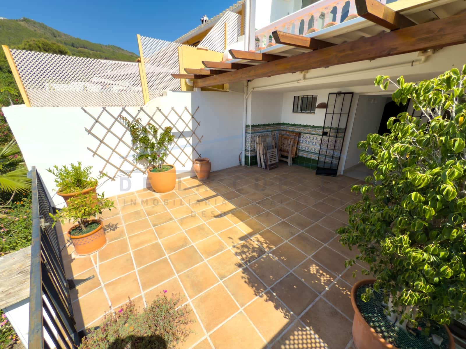 1 soveværelse Rækkehus til salg i La Herradura med garage - € 195.000 (Ref: 9018415)