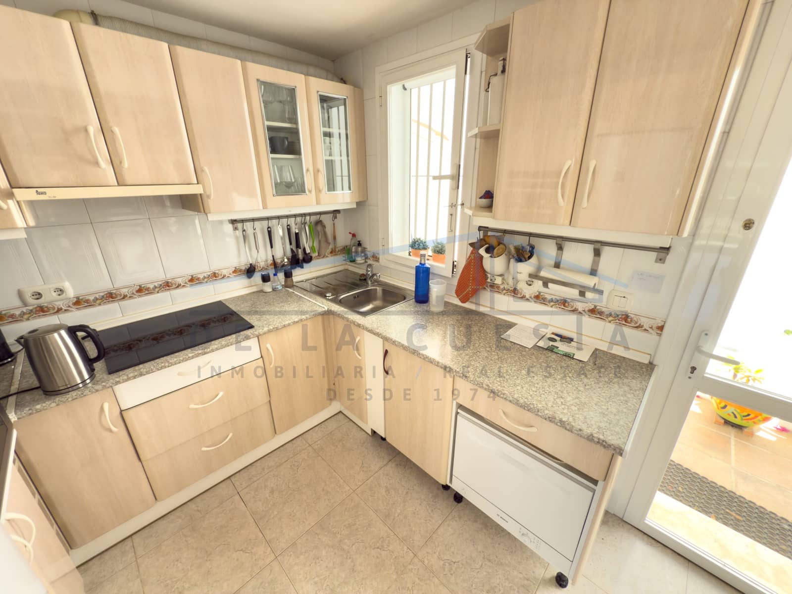 1 soveværelse Rækkehus til salg i La Herradura med garage - € 195.000 (Ref: 9018415)