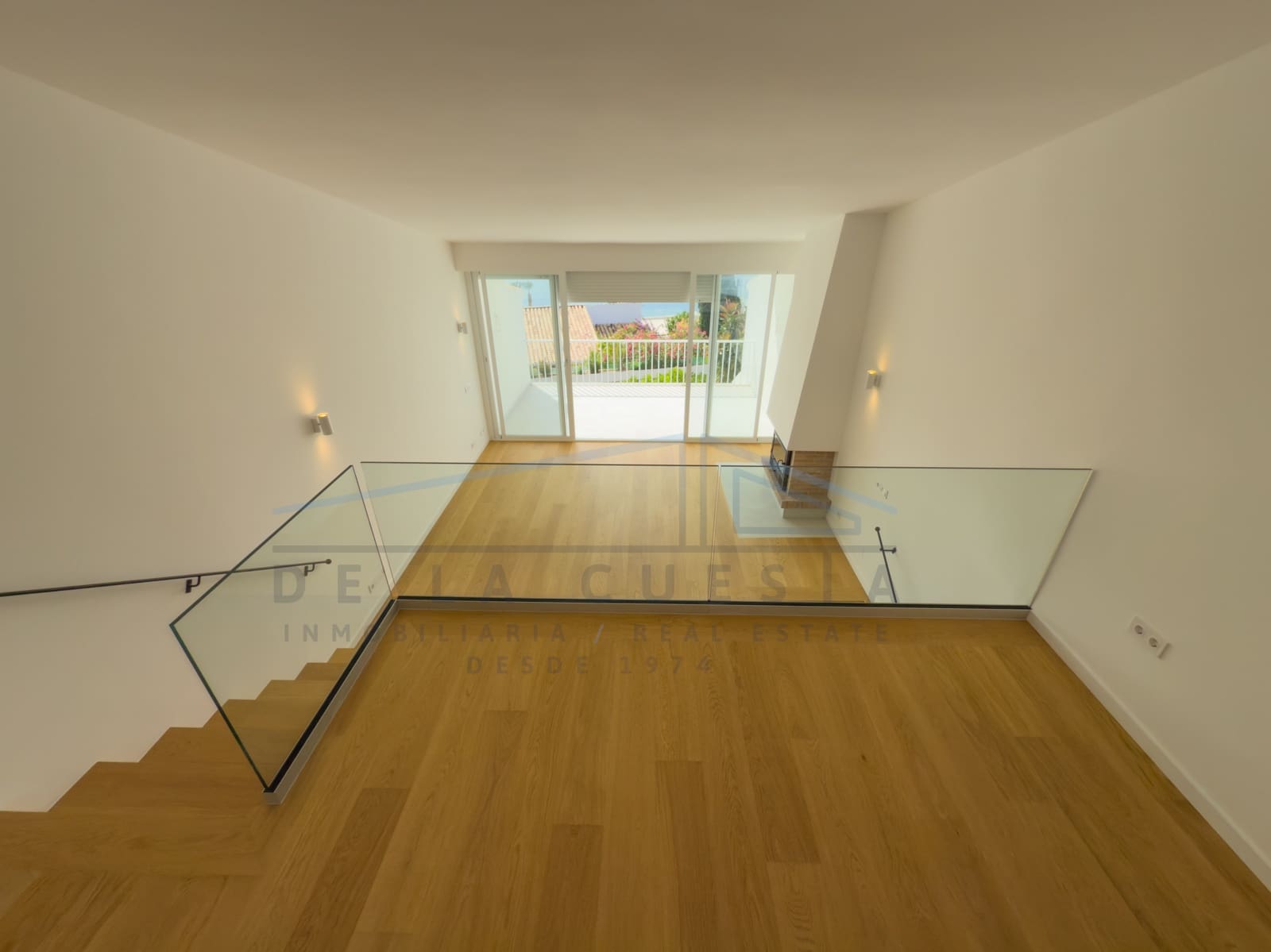 Villa/Maison Mitoyenne à vendre à La Herradura - 390 000 € (Ref: 9099638)