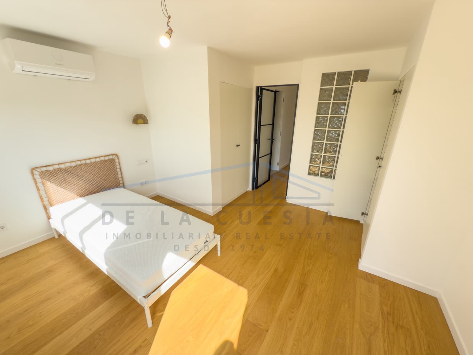 Villa/Maison Mitoyenne à vendre à La Herradura - 390 000 € (Ref: 9099638)