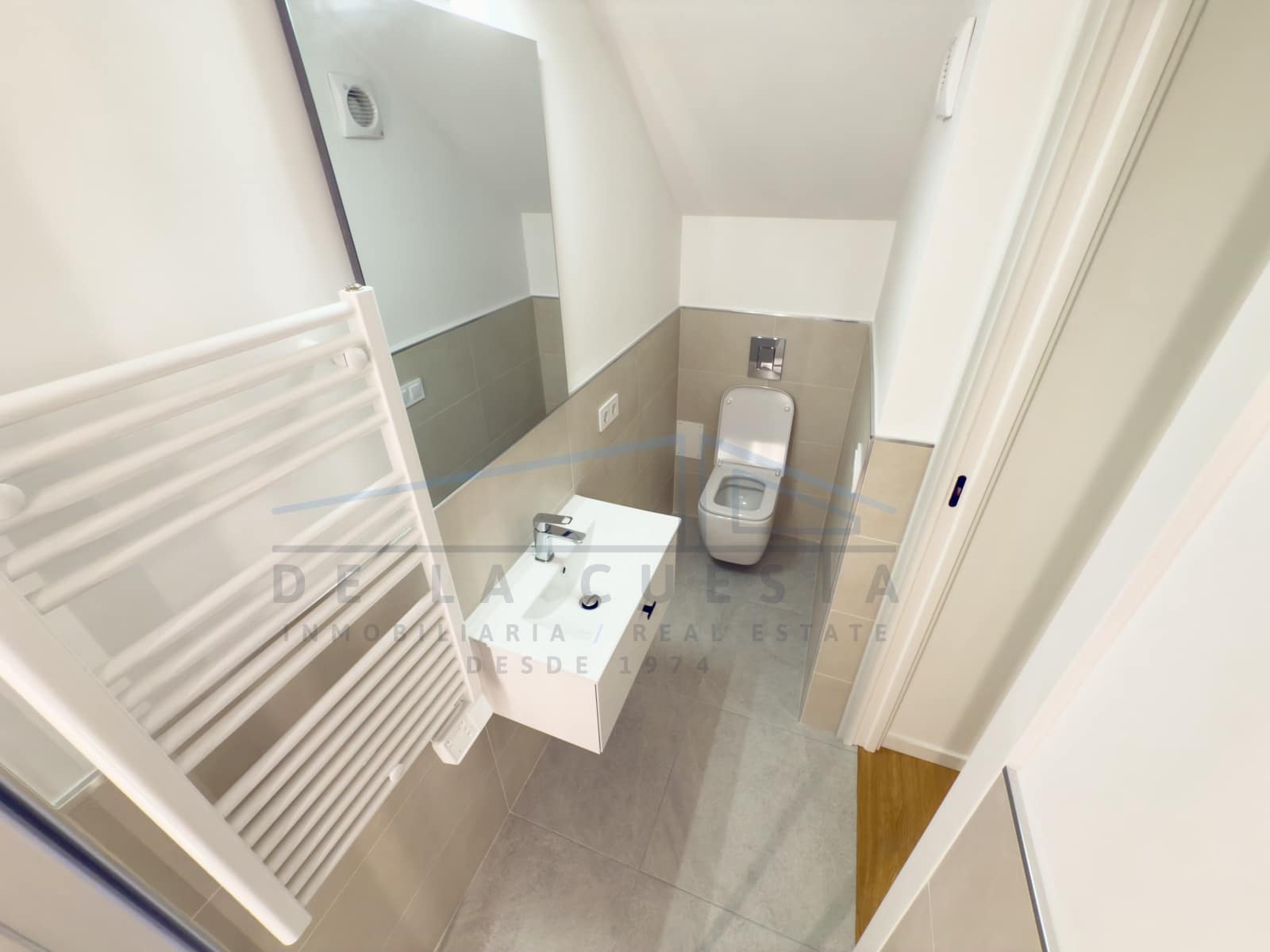 Villa/Maison Mitoyenne à vendre à La Herradura - 390 000 € (Ref: 9099638)