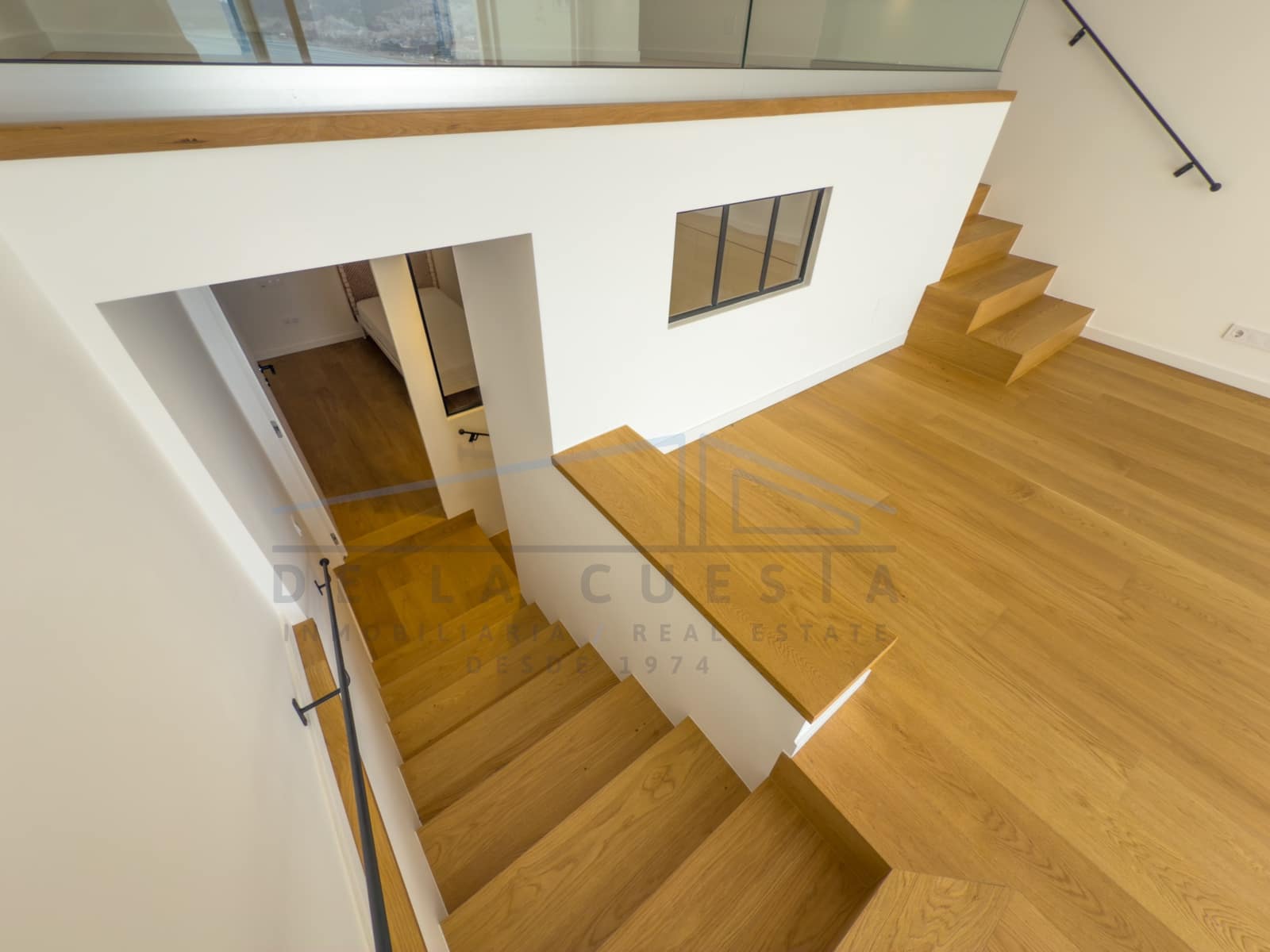 Villa/Maison Mitoyenne à vendre à La Herradura - 390 000 € (Ref: 9099638)