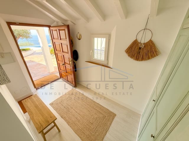 3 soverom Villa til salgs i La Herradura, Almuñécar med svømmebasseng garasje - € 900 000 (Ref: 9116528)