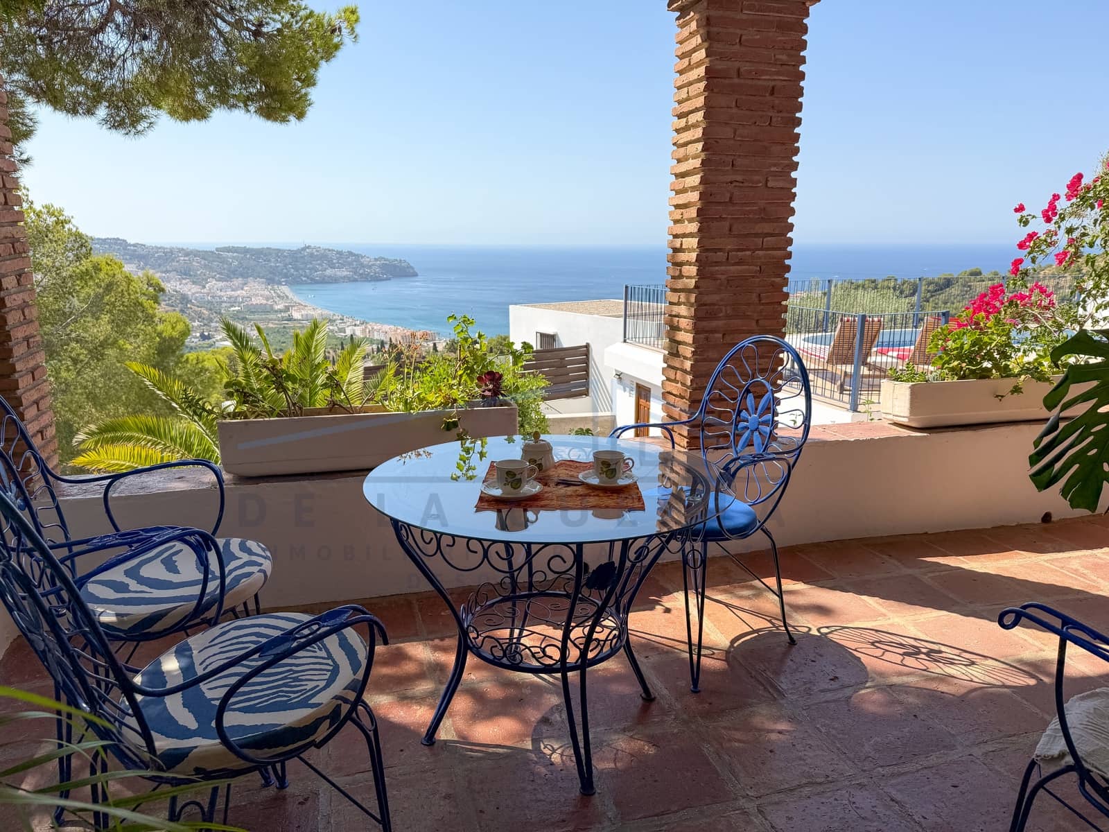 3 camera da letto Villa in vendita in La Herradura con piscina garage - 900.000 € (Rif: 9116528)