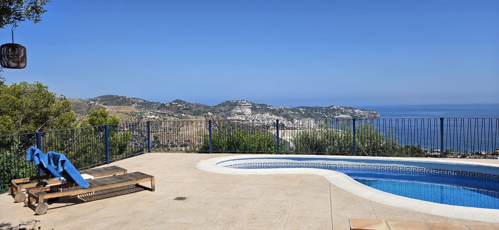 3 camera da letto Villa in vendita in La Herradura con piscina garage - 900.000 € (Rif: 9116528)