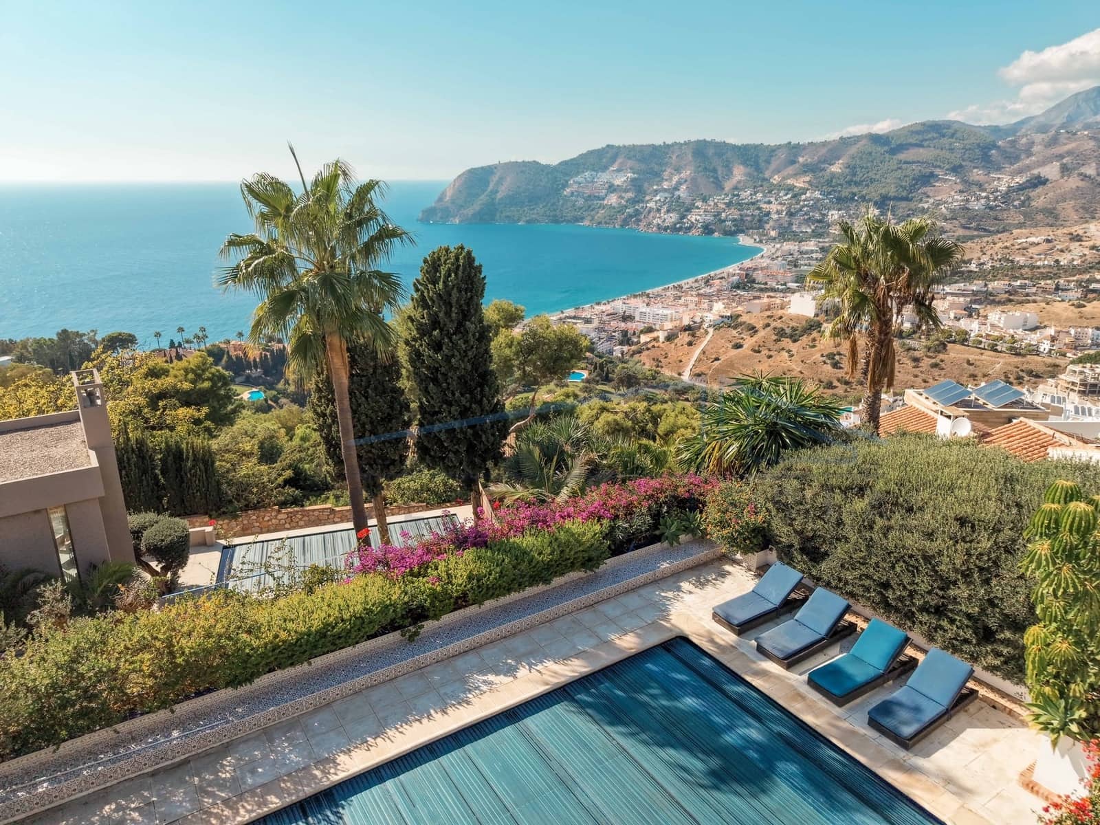 Chalet de 6 habitaciones en La Herradura en venta con piscina garaje - 2.380.000 € (Ref: 9353818)