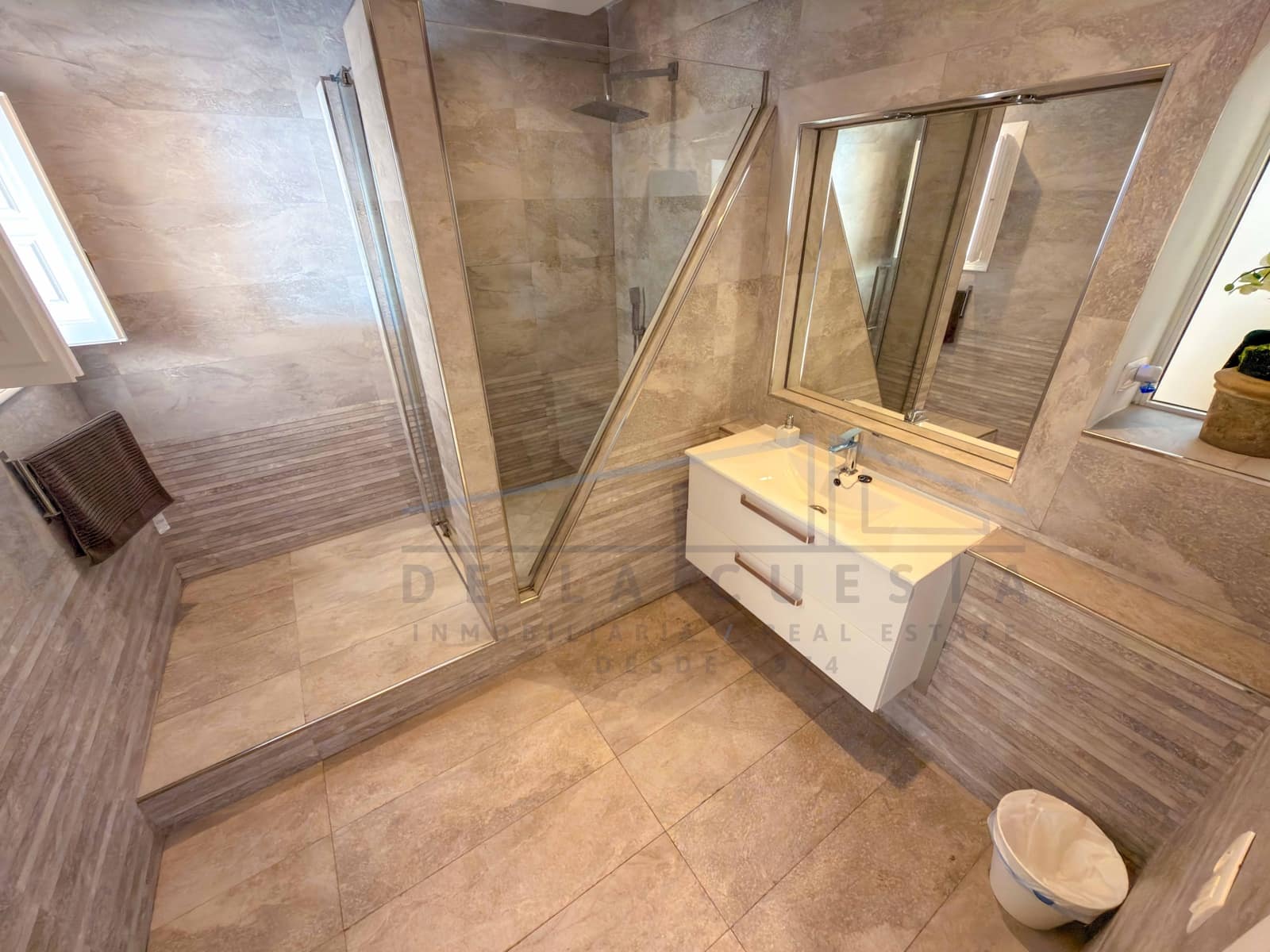 Chalet de 6 habitaciones en La Herradura en venta con piscina garaje - 2.380.000 € (Ref: 9353818)