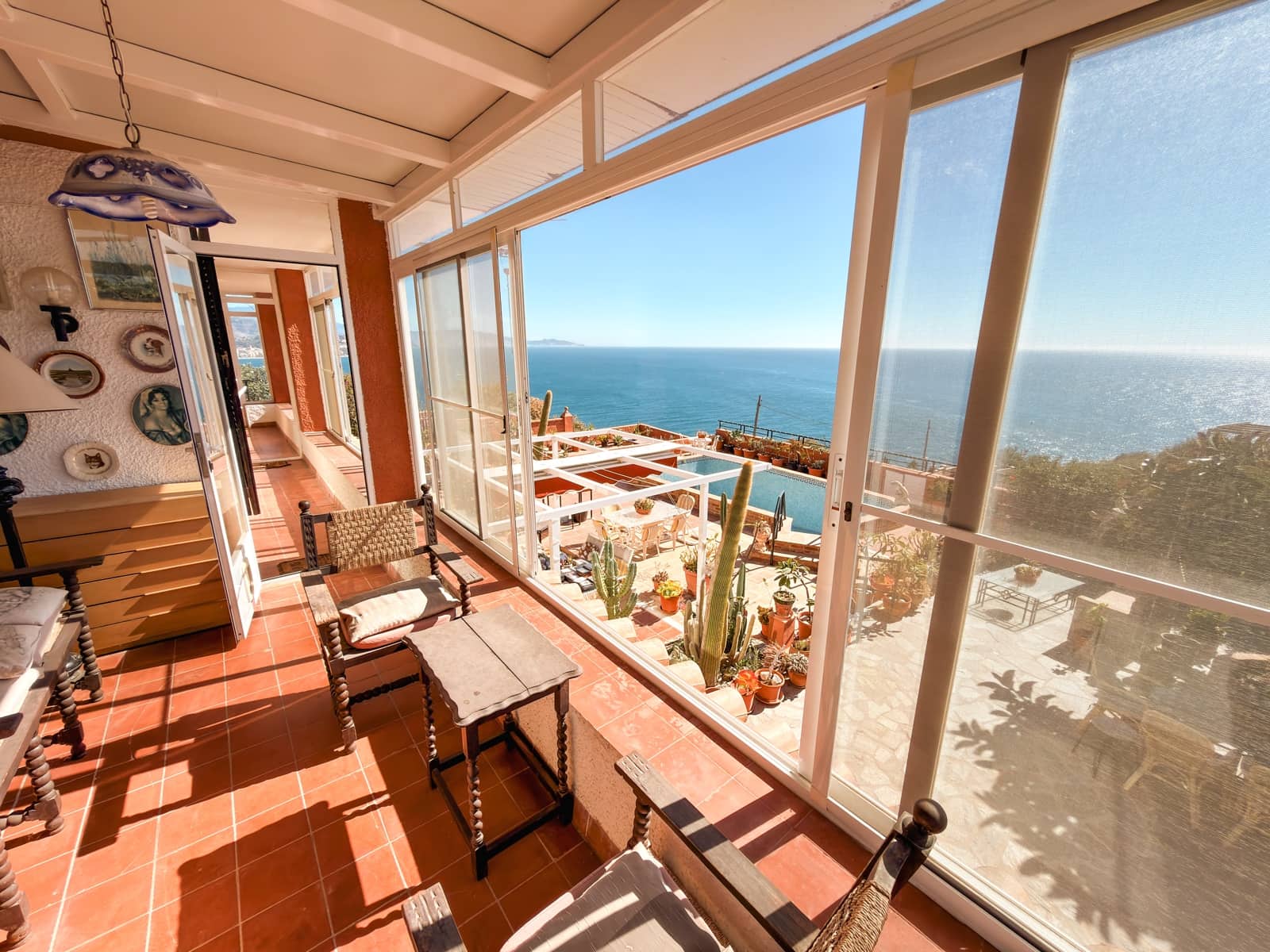 3 bedroom Villa for sale in La Herradura with pool garage - € 1,750,000 (Ref: 9372219)