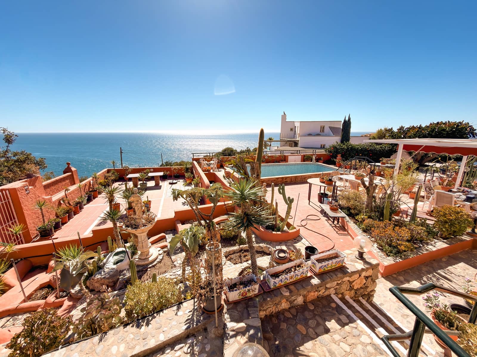 3 bedroom Villa for sale in La Herradura with pool garage - € 1,750,000 (Ref: 9372219)