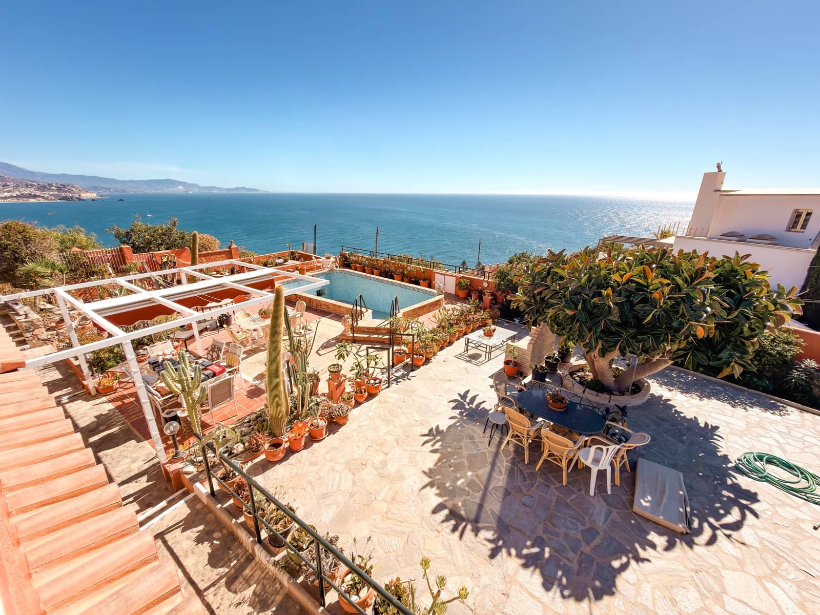 3 bedroom Villa for sale in La Herradura with pool garage - € 1,750,000 (Ref: 9372219)