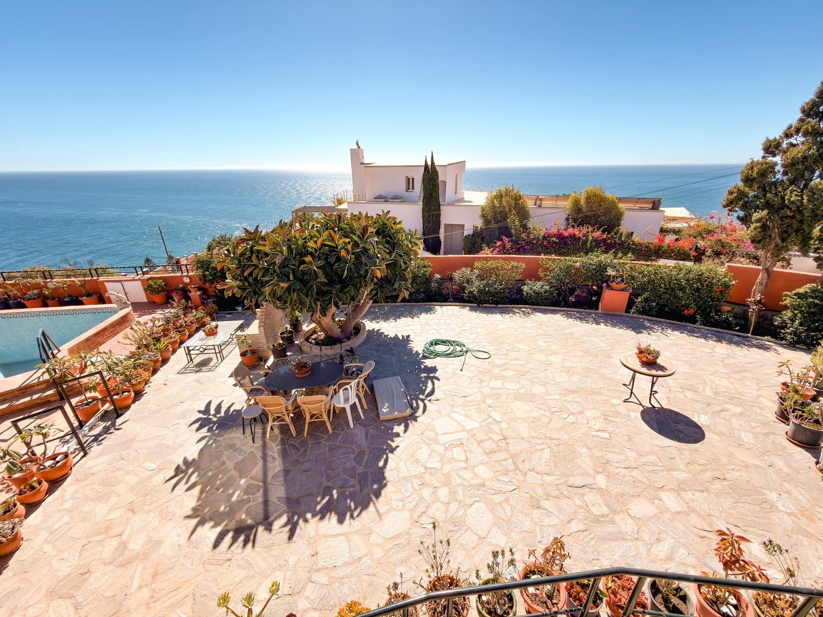 3 bedroom Villa for sale in La Herradura with pool garage - € 1,750,000 (Ref: 9372219)