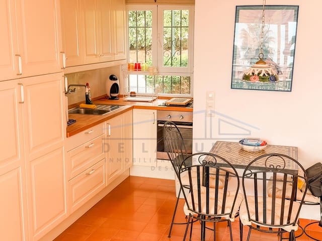 2 soverom Leilighet til salgs i La Herradura, Almuñécar med garasje - € 290 000 (Ref: 9412727)