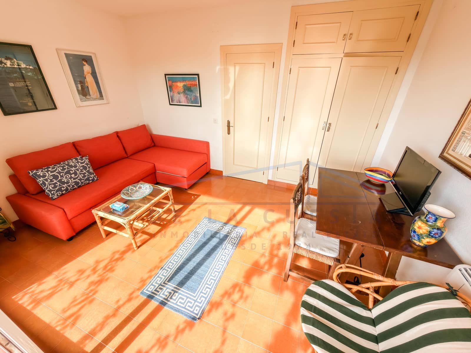 2 bedroom Apartment for sale in La Herradura with garage - € 290,000 (Ref: 9412727)