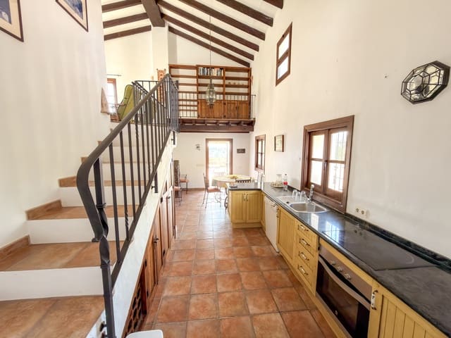Finca/Casa Rural de 3 habitaciones en La Herradura, Almuñécar en venta con piscina - 635.000 € (Ref: 9509449)
