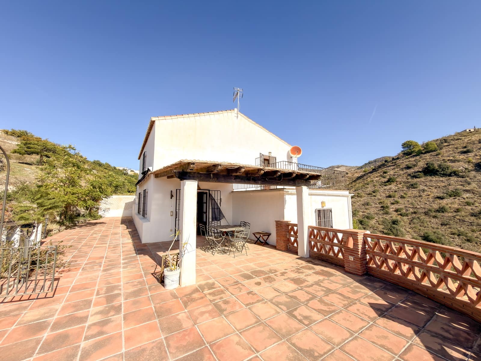 Finca/Casa Rural de 3 habitaciones en La Herradura en venta con piscina - 635.000 € (Ref: 9509449)