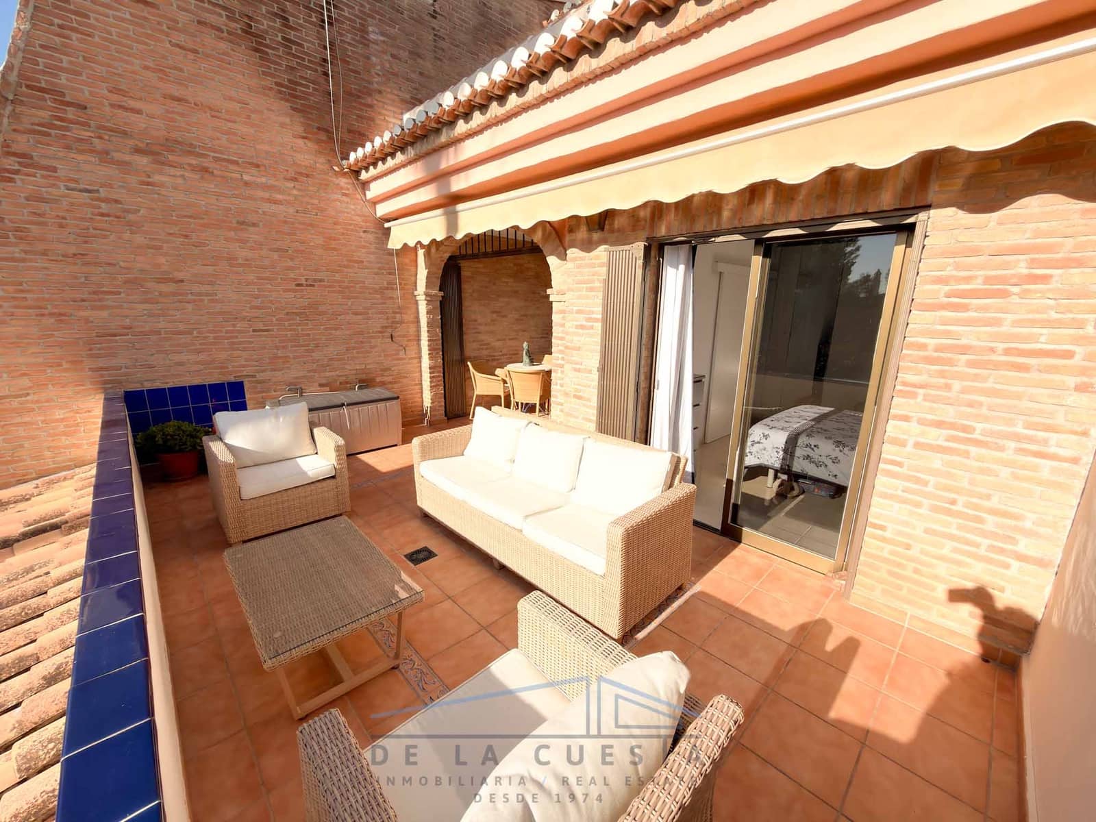 2 bedroom Apartment for sale in La Herradura with garage - € 285,000 (Ref: 9515854)