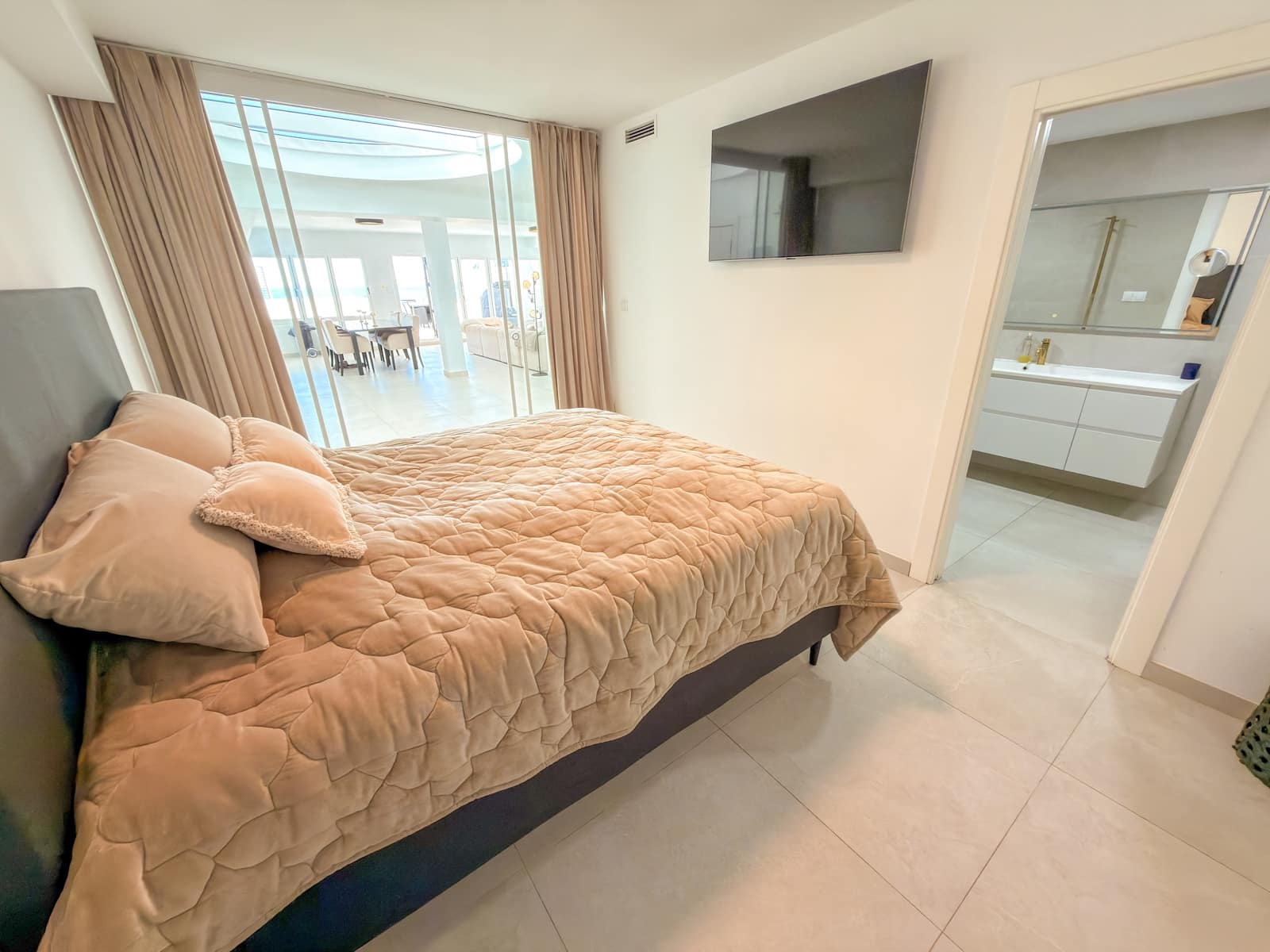 2 sovrum Strandlägenhet till salu i La Herradura - 650 000 € (Ref: 9559019)