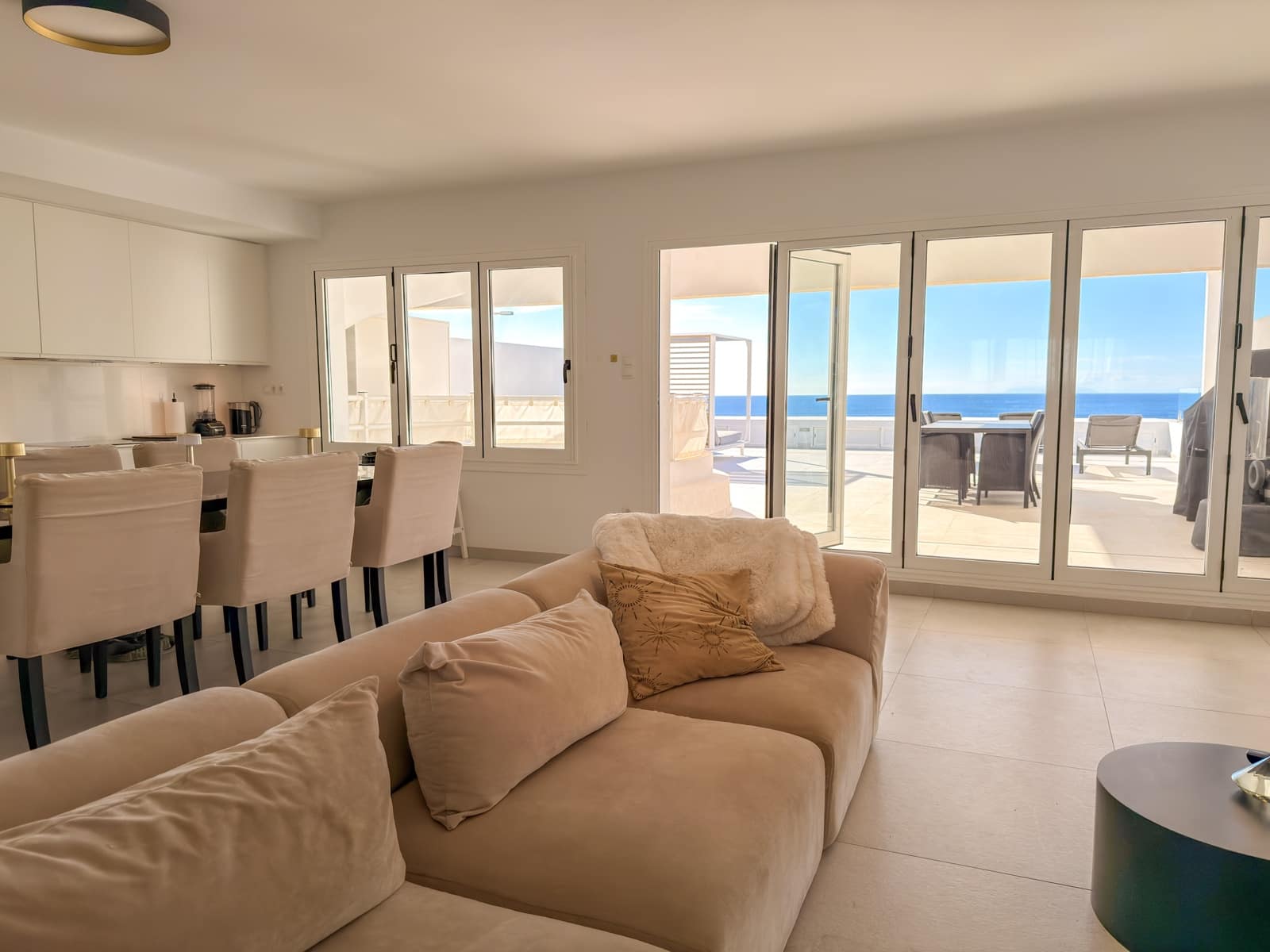 2 sovrum Strandlägenhet till salu i La Herradura - 650 000 € (Ref: 9559019)