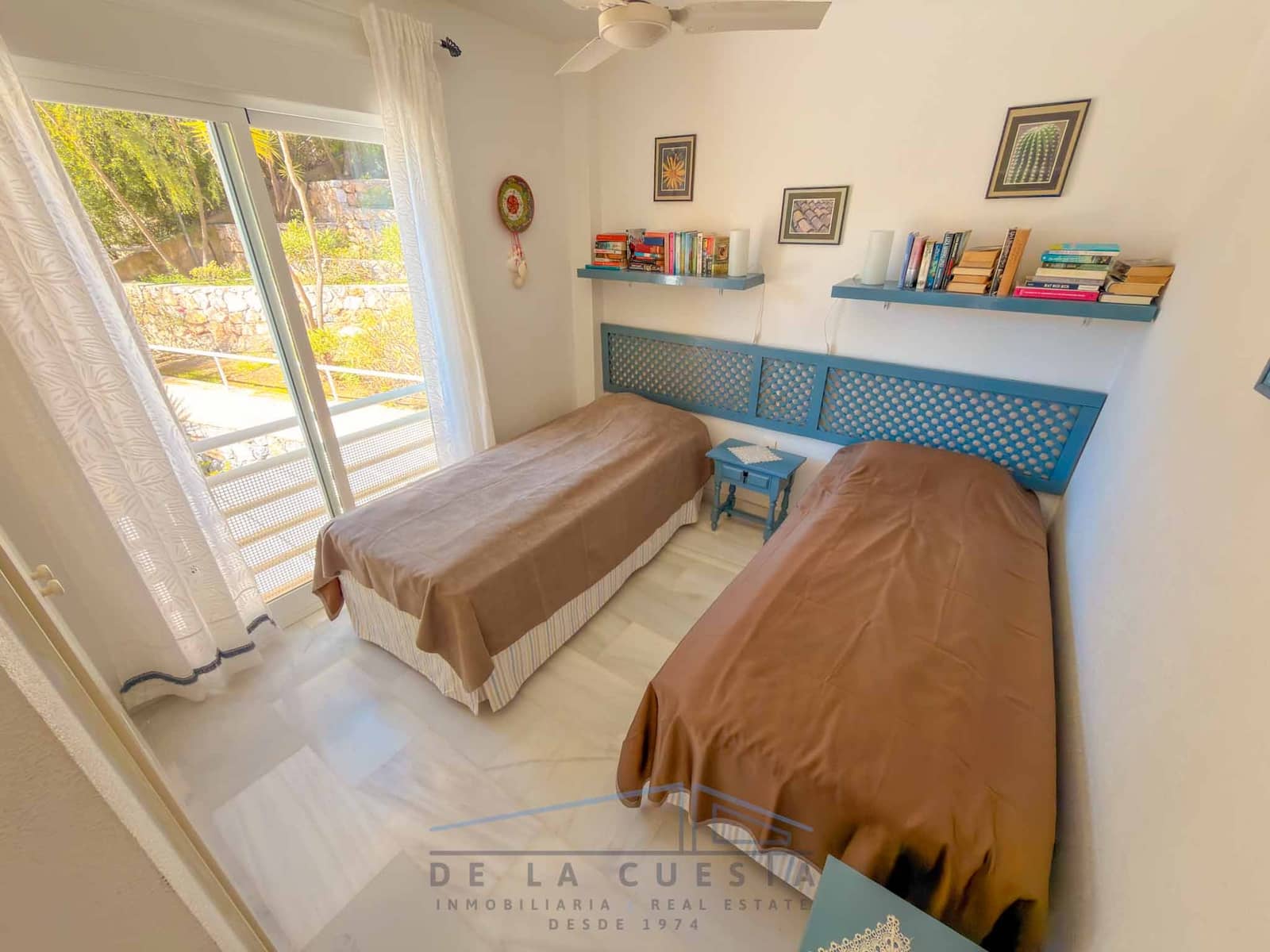 2 sovrum Lägenhet till salu i La Herradura med pool garage - 260 000 € (Ref: 9624032)