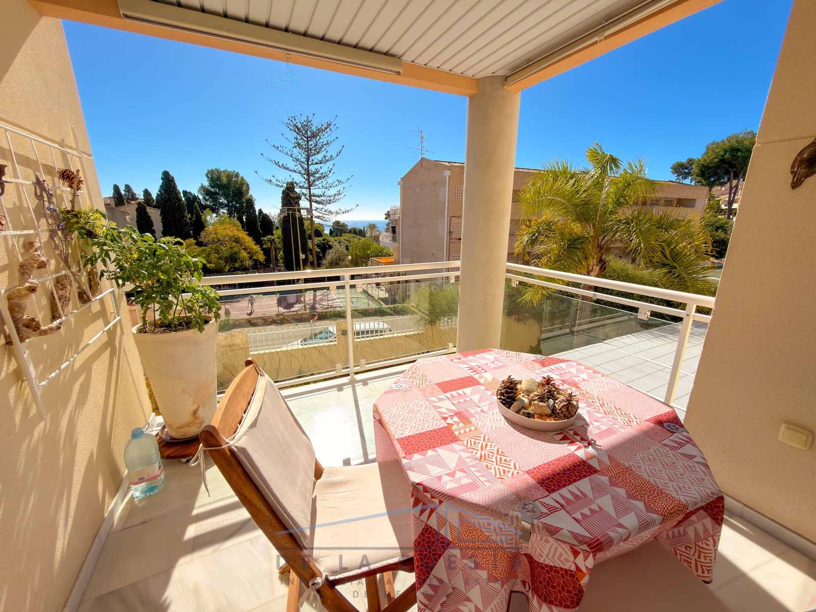 2 sovrum Lägenhet till salu i La Herradura med pool garage - 260 000 € (Ref: 9624032)