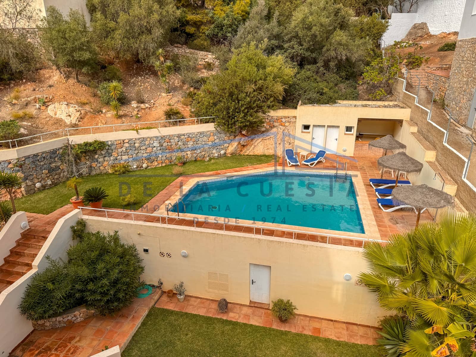 2 sovrum Lägenhet till salu i La Herradura med pool garage - 260 000 € (Ref: 9624032)