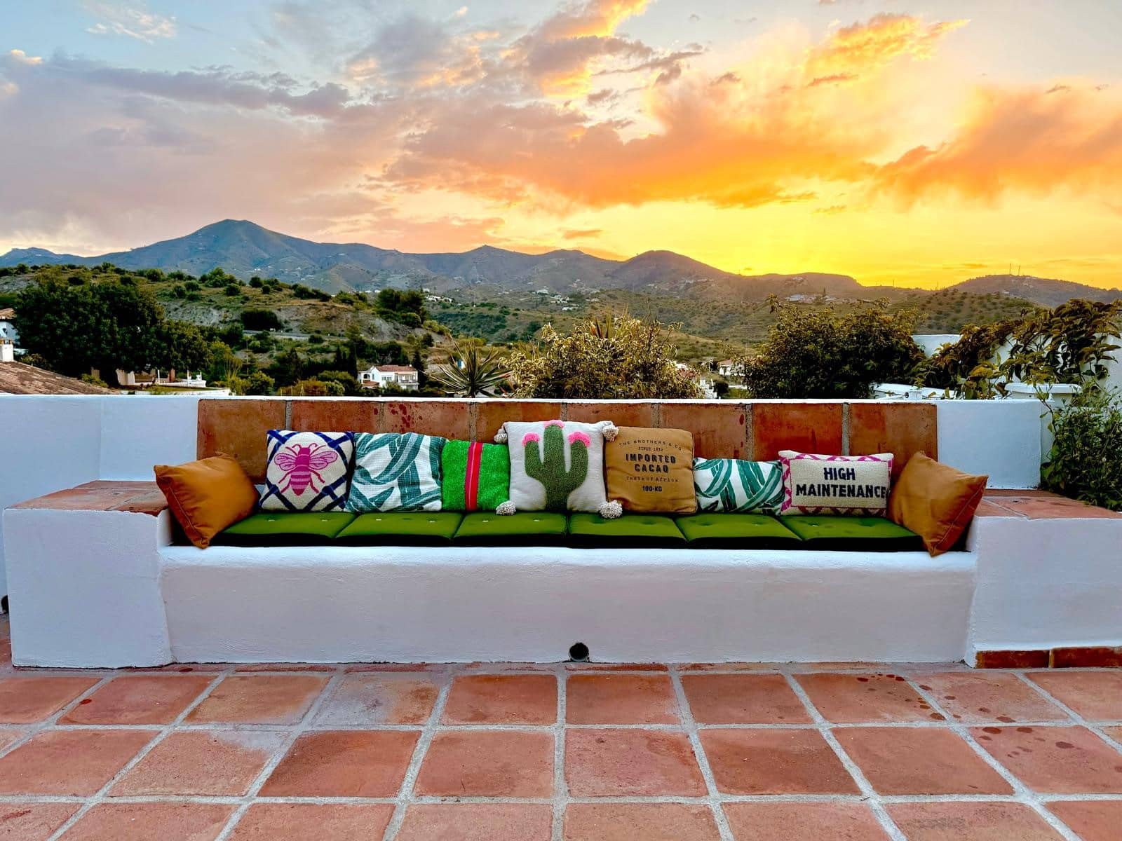 3 soveværelse Byhus til salg i La Herradura med swimmingpool garage - € 850.000 (Ref: 9795588)