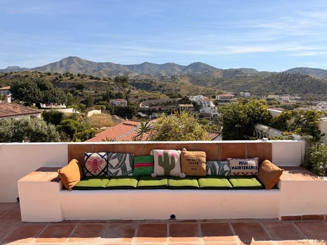 3 soveværelse Byhus til salg i La Herradura, Almuñécar med swimmingpool garage - € 850.000 (Ref: 9795588)