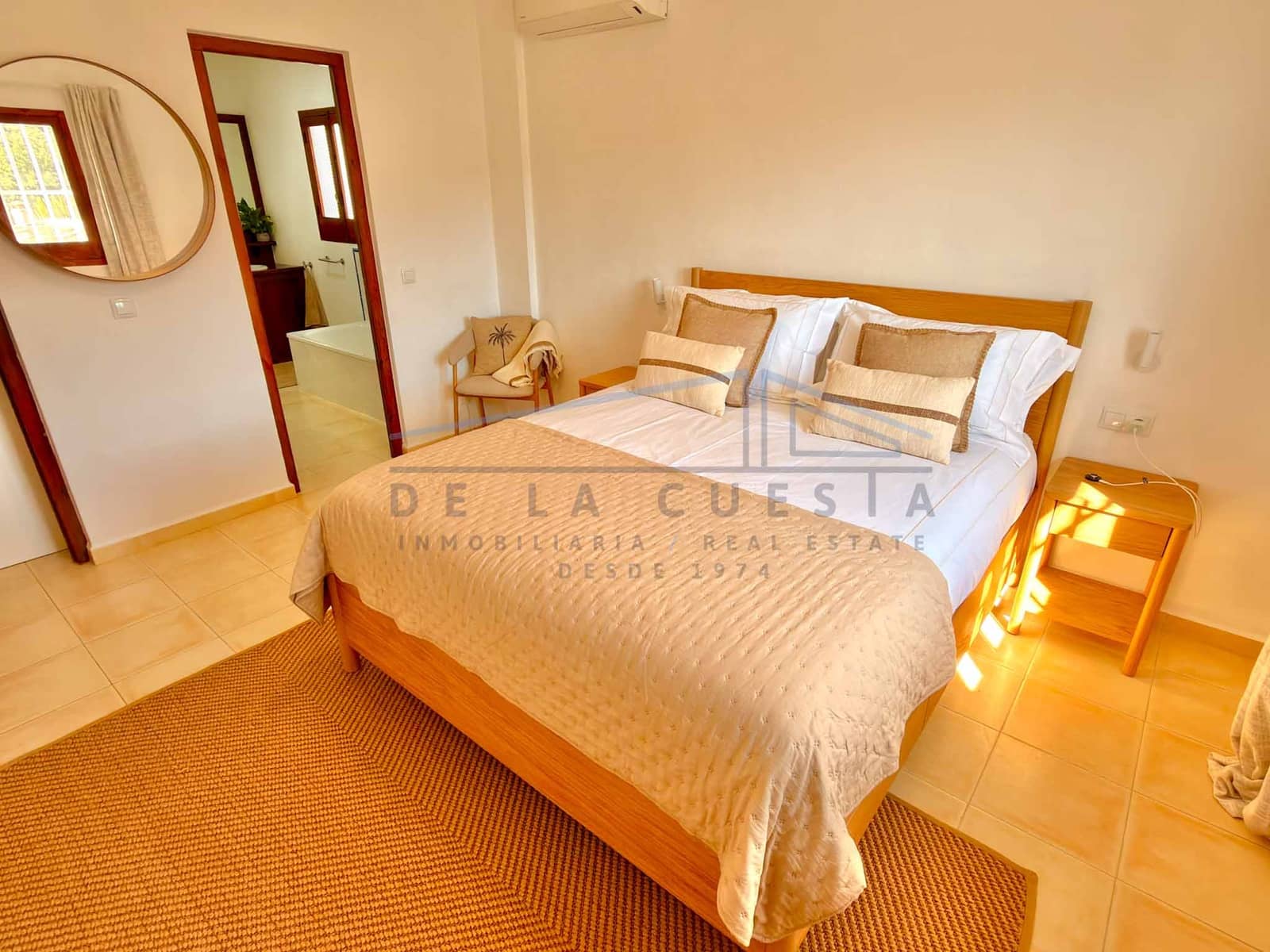 3 soveværelse Byhus til salg i La Herradura med swimmingpool garage - € 850.000 (Ref: 9795588)