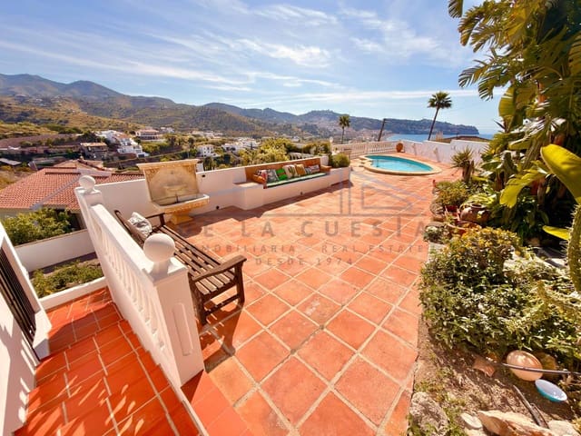 3 soveværelse Byhus til salg i La Herradura, Almuñécar med swimmingpool garage - € 850.000 (Ref: 9795588)