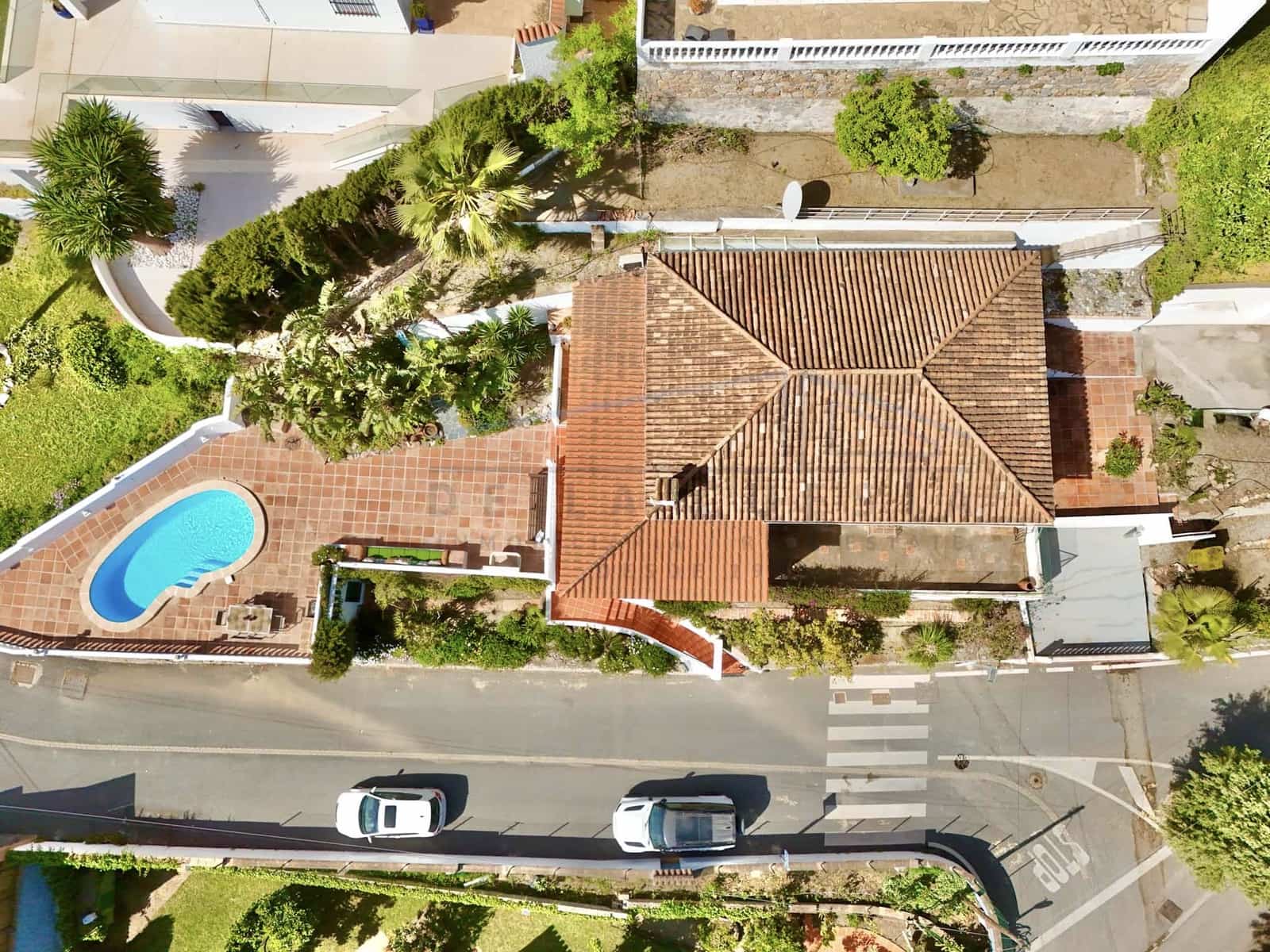 3 soveværelse Byhus til salg i La Herradura med swimmingpool garage - € 850.000 (Ref: 9795588)
