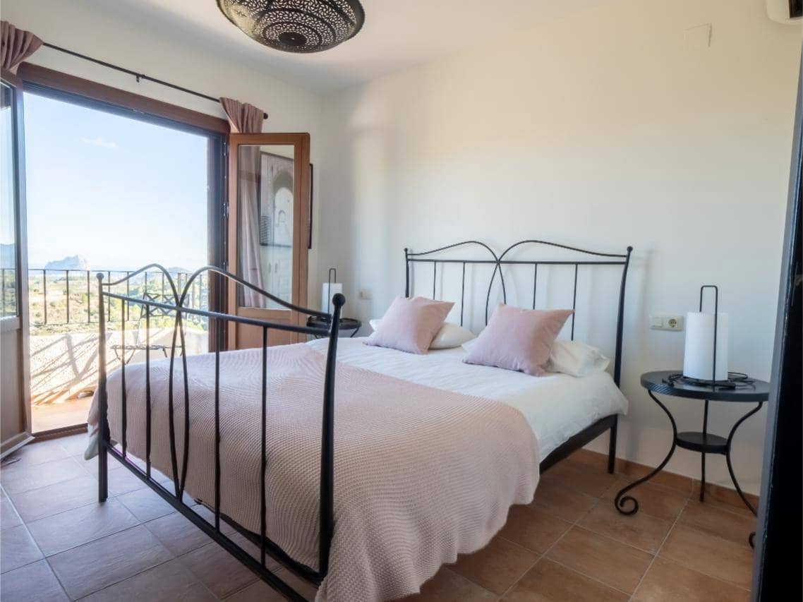 4 Zimmer Villa zu verkaufen in Benissa mit Pool Garage - 985.000 € (Ref: 10005623)