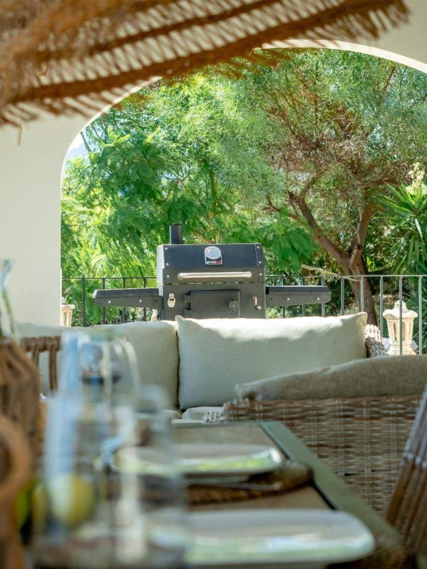 4 Zimmer Villa zu verkaufen in Benissa mit Pool Garage - 985.000 € (Ref: 10005623)