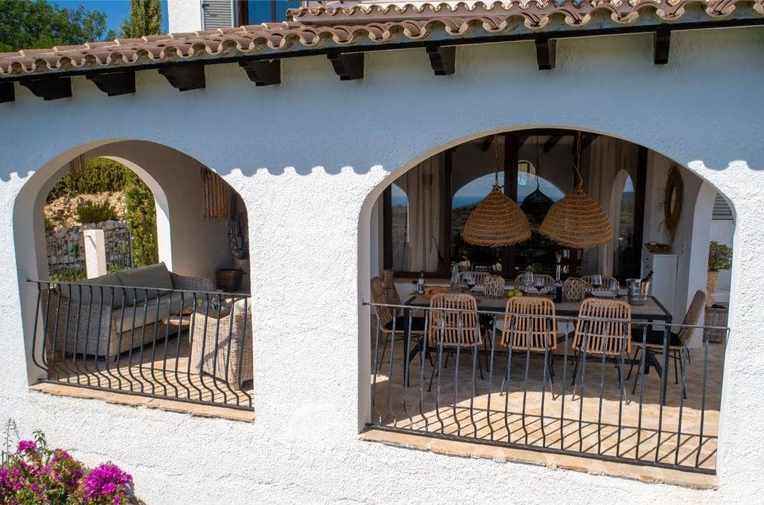 4 Zimmer Villa zu verkaufen in Benissa mit Pool Garage - 985.000 € (Ref: 10005623)