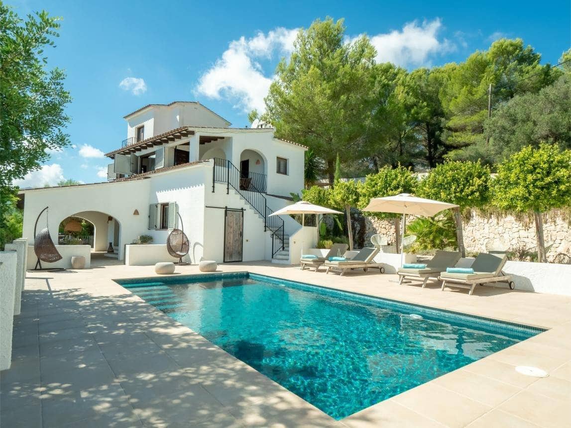 4 Zimmer Villa zu verkaufen in Benissa mit Pool Garage - 985.000 € (Ref: 10005623)